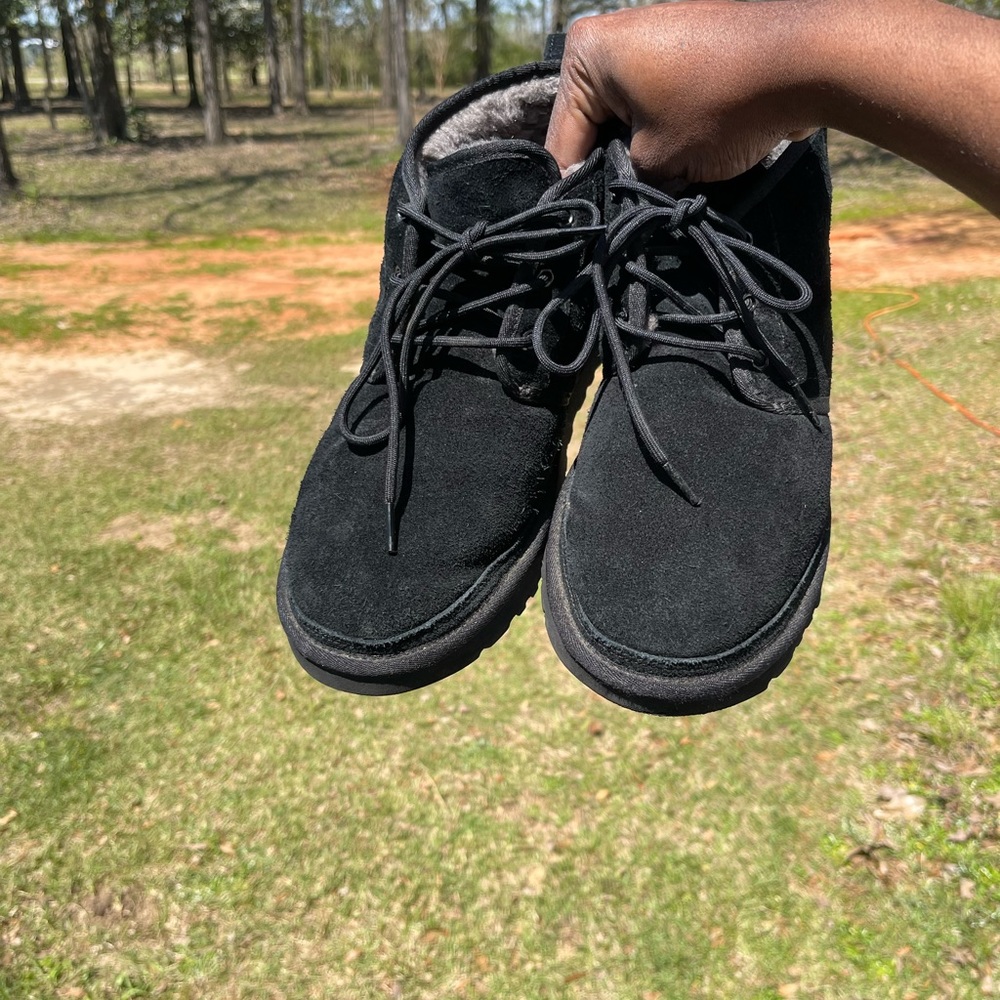 Men’s UGG Boots (Size 13) (Black)